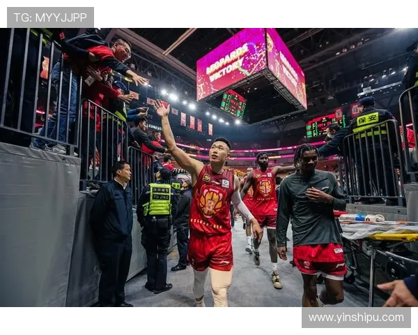 贺希宁：努力让中国篮球重焕光彩